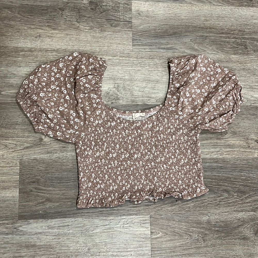 Altar’d State Floral Puff Sleeve Smocked Crop Top Women’s Size Medium
